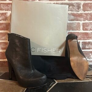 Marc Fisher Black Platform Ankle Boots - Black Leather - Size 8M